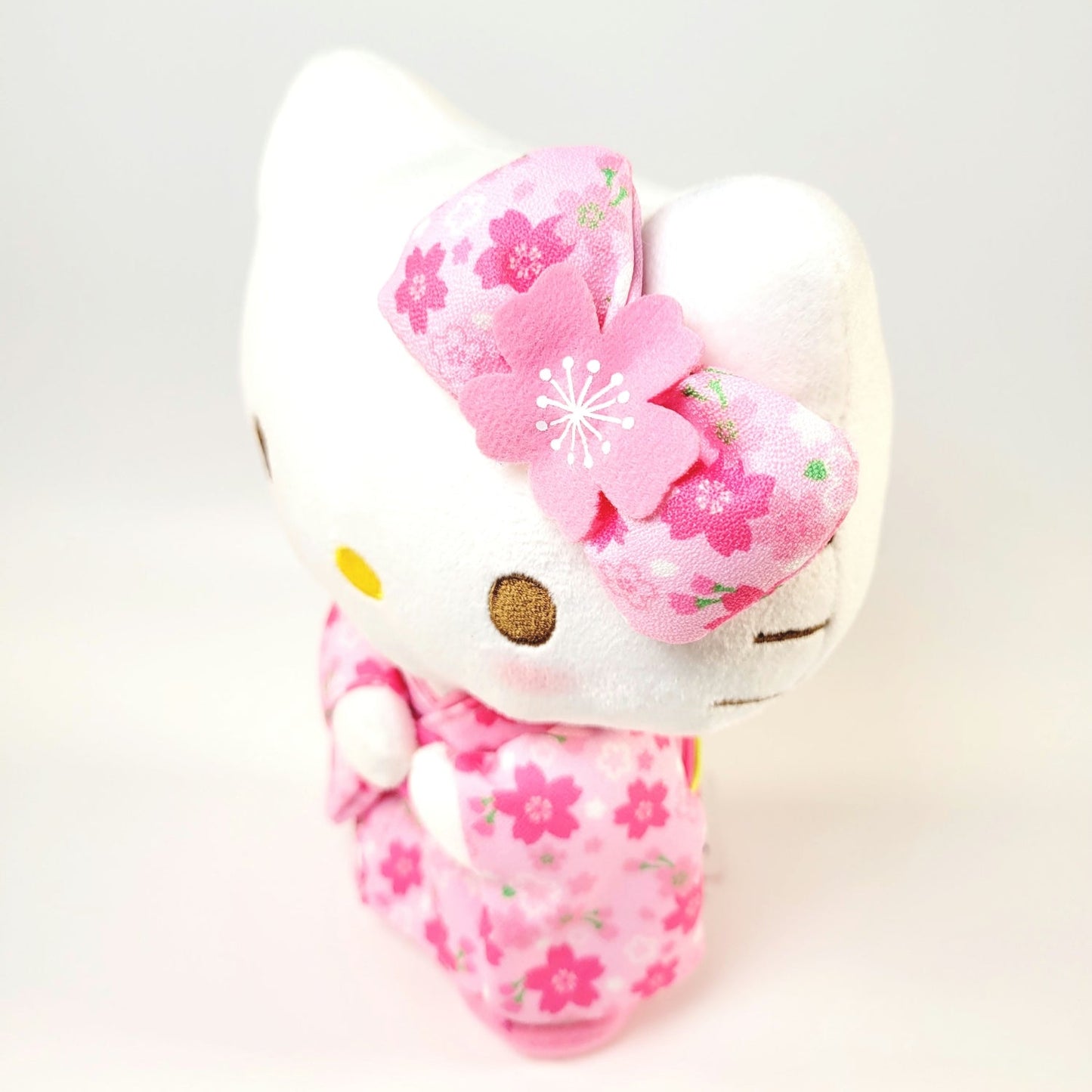 Hello Kitty Kimono Plush S