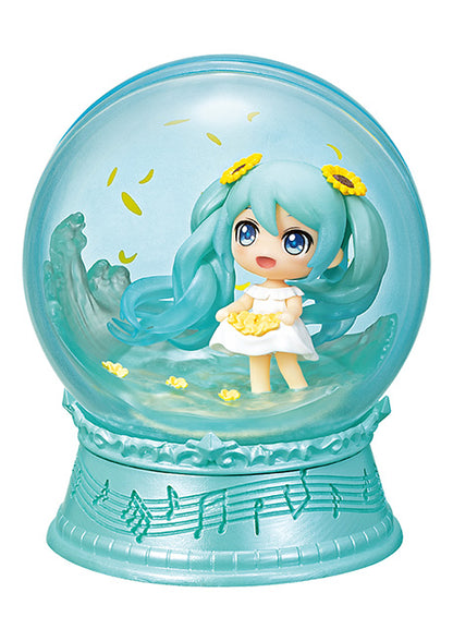 Re-Ment Hatsune Miku Scenery Dome Blind Box