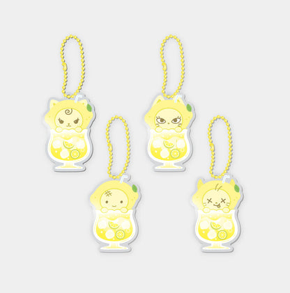 [PRE-ORDER] AESPA - MAKE IT LEMONADE OFFICAL MD [RANDOM MINI ACRYLIC SHAKER KEYRING]