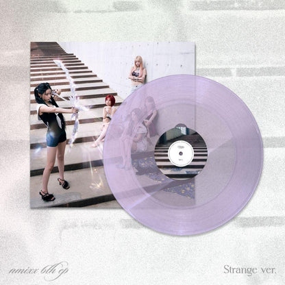 [PRE-ORDER] NMIXX 6th EP [Strange Muse] (LP Ver. - Random Ver.)