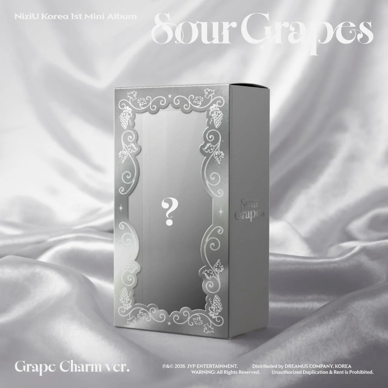NiziU Sour Grapes Grape Charm original cover